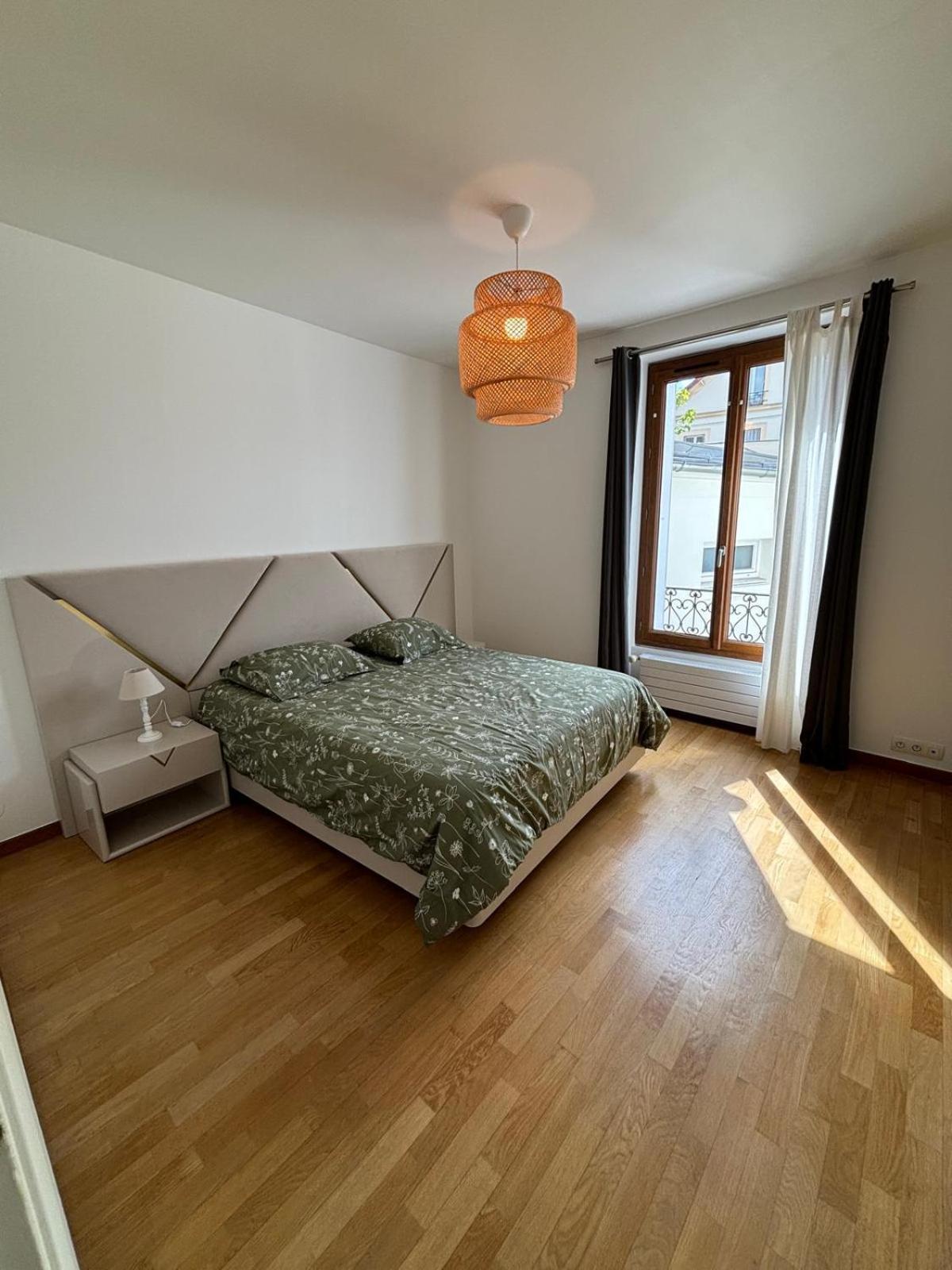 Appartement 2 Chambres Dans Une Belle Maison A Proximite De Paris Asnières Exterior foto